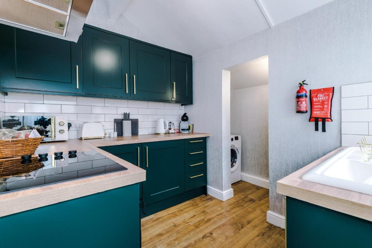 3 Bed Property, Upto 8 Guests Near City Centre Manchester Esterno foto