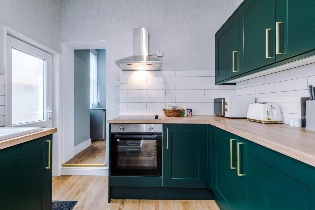 3 Bed Property, Upto 8 Guests Near City Centre Manchester Esterno foto